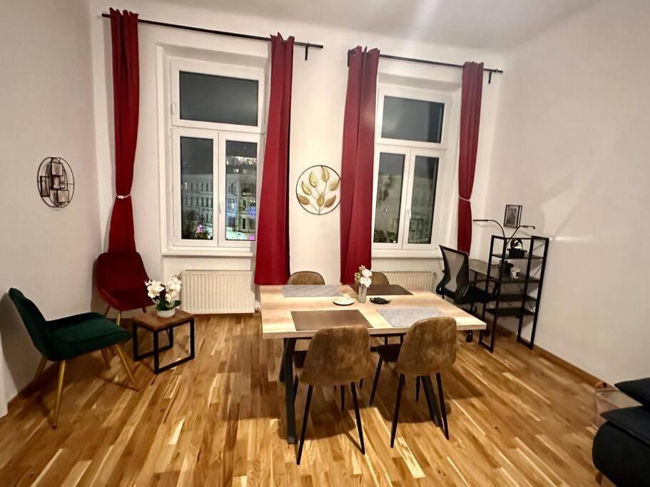 Klimatisierter Wiener Altbauflair Im Zentrum Wiens Eksteriør bilde